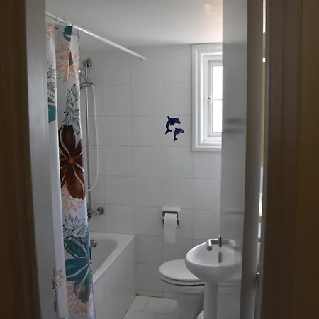 Cozy House With Swimming Pool And 100m To Sea! Σπίτι διακοπών *